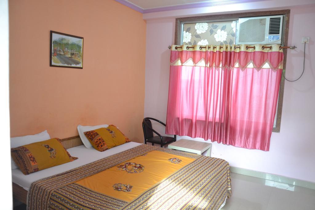 Anandam Palace Pushkar بوشكار الغرفة الصورة