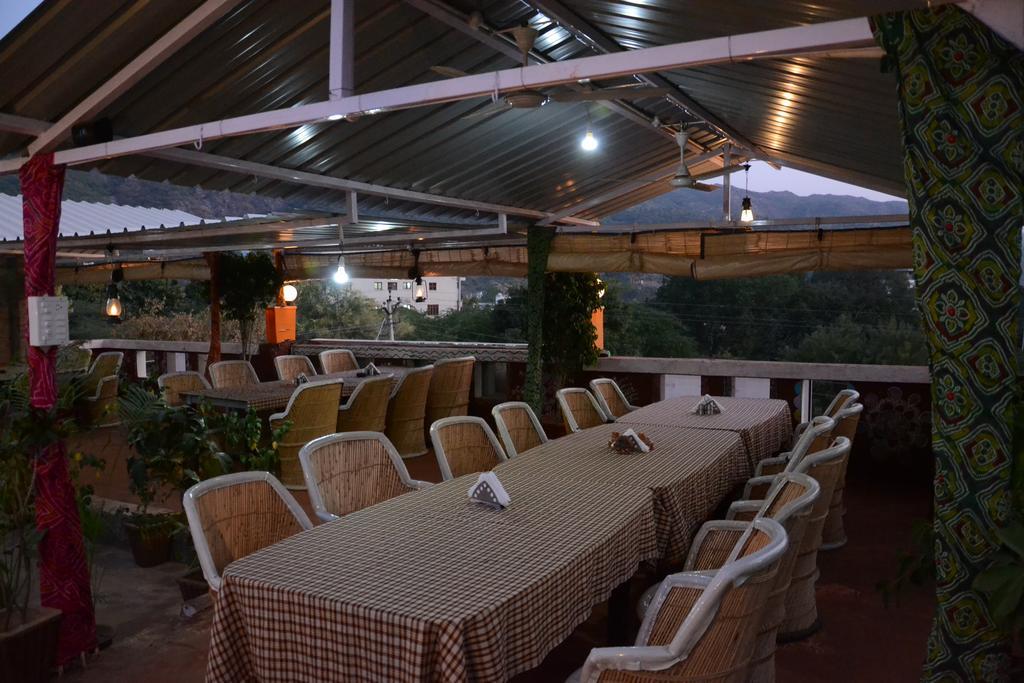 Anandam Palace Pushkar بوشكار المظهر الخارجي الصورة